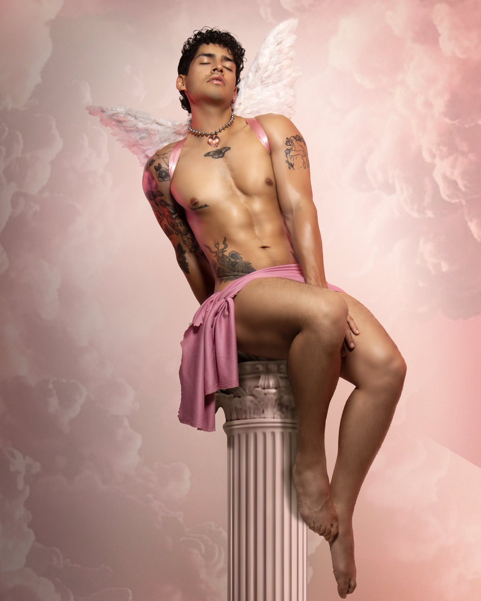 RomeoRomeoboyz's tweet photo. ✨🪽ANGEL 🪽✨

Modelo @sshyyguyy 

#spookyseason #angel #sexy #malemodel #photography #halloween #photographer #retouchretoucher #romeoween https://t.co/lZY68ZhXn7