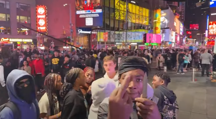 Kid flashes a knife? at <a href="/nickshirleyy/">Nick shirley</a> camera man in NYC during live stream.