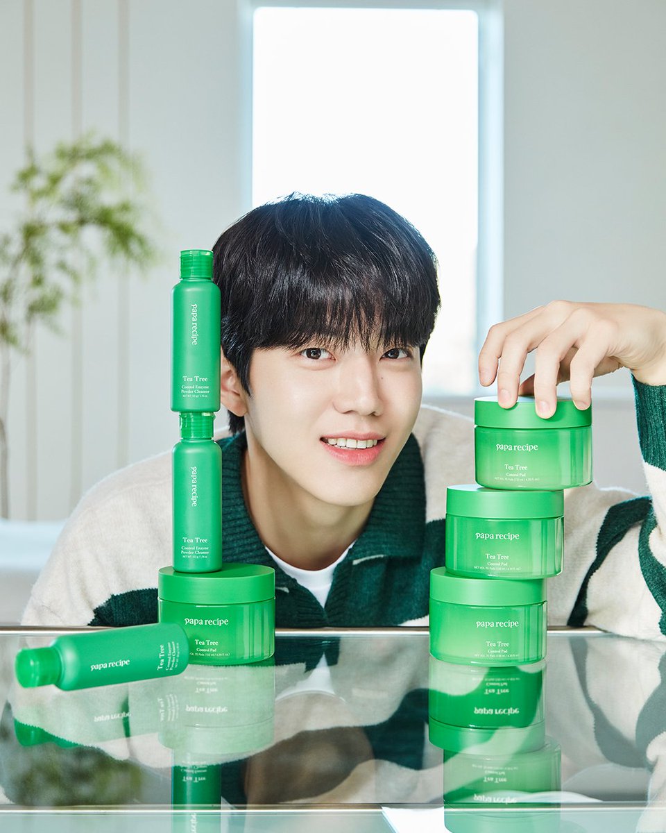 어제 도운 카페에 갔습니다.
도운 카페가 열린 건 아니고요.
그냥 카페에서 도운 생각했습니다.
사실 카페를 간 건 아니고요.
그냥 사무실에서 커피 마셨습니다.
사실 커피도 안 마셨습니다.
PAPA는 그냥 도운 상태입니다.

#파파레서피 #PAPARECIPE #티트리
#데이식스 #DAY6 #도운 #dowoon