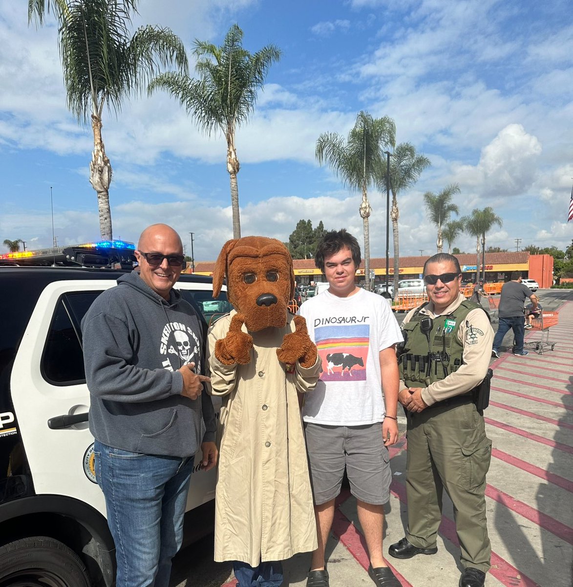 The La Mirada SAO Team joined The Home Depot kids workshop in La Mirada. We would like to thank <a href="/HomeDepot/">The Home Depot</a>0684 for inviting our young children to this fun event. <a href="/LaMiradaPS/">La Mirada Public Safety</a> <a href="/LASDHQ/">LA County Sheriffs</a>
<a href="/CityofNorwalkCA/">City of Norwalk, CA</a> #Whittier @homedepot #communityengagement