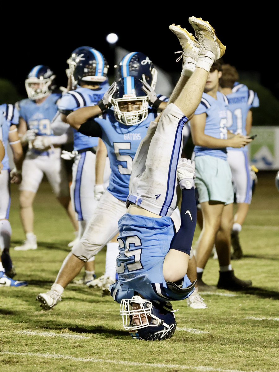 ricky_aube's tweet photo. Ascension Episcopal steamrolls the Westminster Chargers https://t.co/f567fZo5Fh