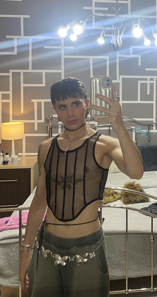 AdamBug3ja's tweet image. 