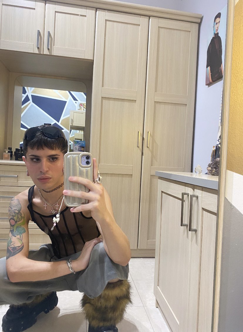 AdamBug3ja's tweet image. 