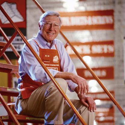 EricBurnsHealth's tweet photo. Sad day today as Bernie Marcus has passed.  His legacy will live on for generations.  I am thankful for the time I was able to spend with him and lessons learned.  Changed my life forever.  #BernieMarcus https://t.co/RHYJ9Lvy54