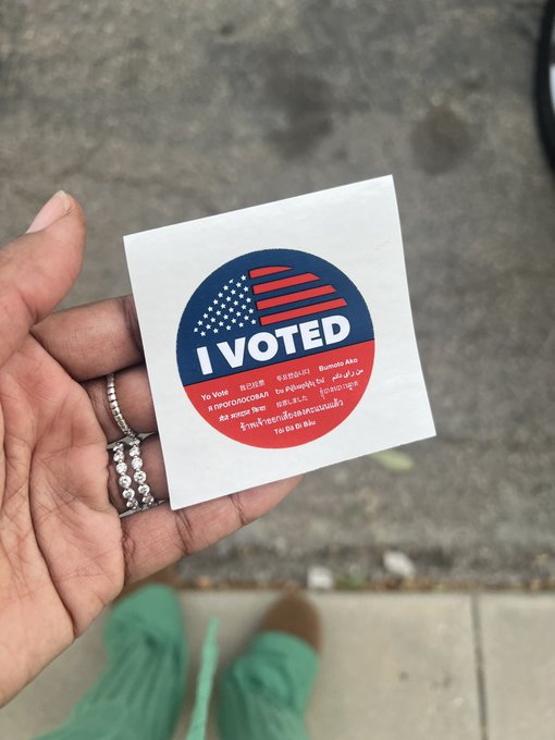 I did it ????? #firstwomanpresident https://t.co/4JQxk2y6wG