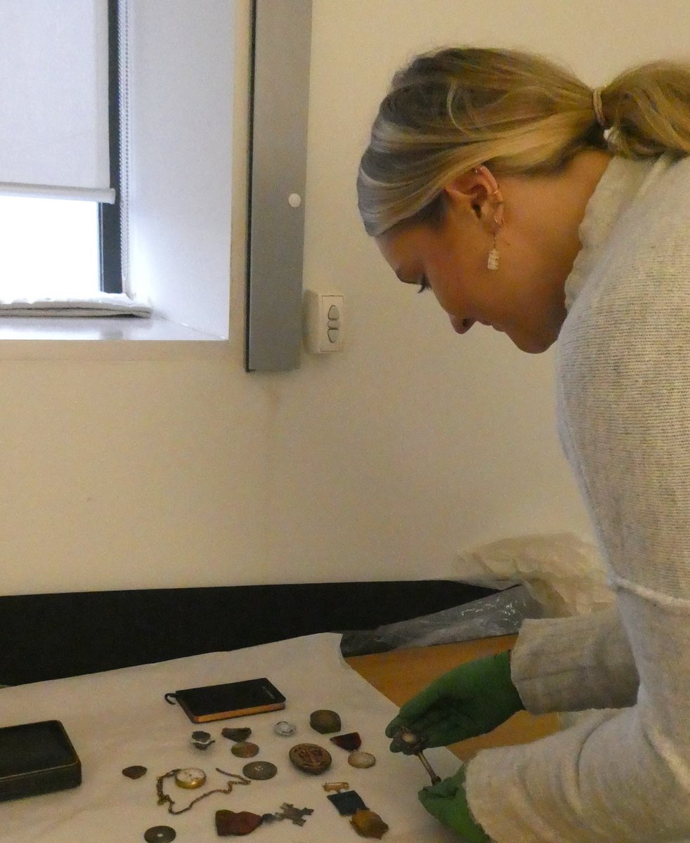 EsLawx's tweet photo. (2) It was fascinating to handle artifacts that shed light on such a pivotal figure in the city's history. From personal items to official documents, each piece tells a unique story of Cardiff during the interwar period. @TheCardiffStory @GlamArchives https://t.co/dCk6qpyQOJ