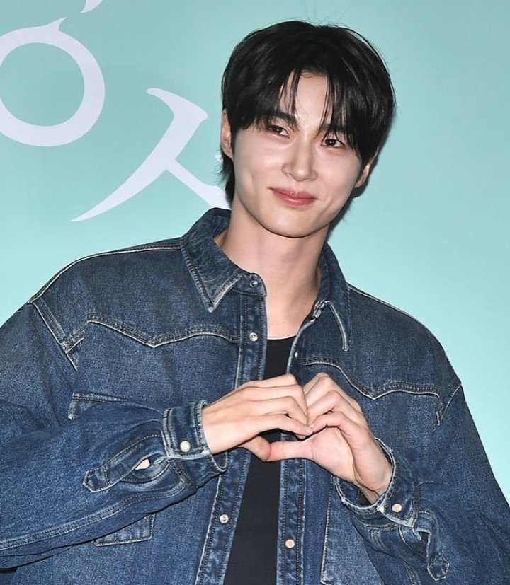 xvcirr's tweet photo. 💕Sweet 💕 
#변우석 🌟 https://t.co/rRaMjSUXoR