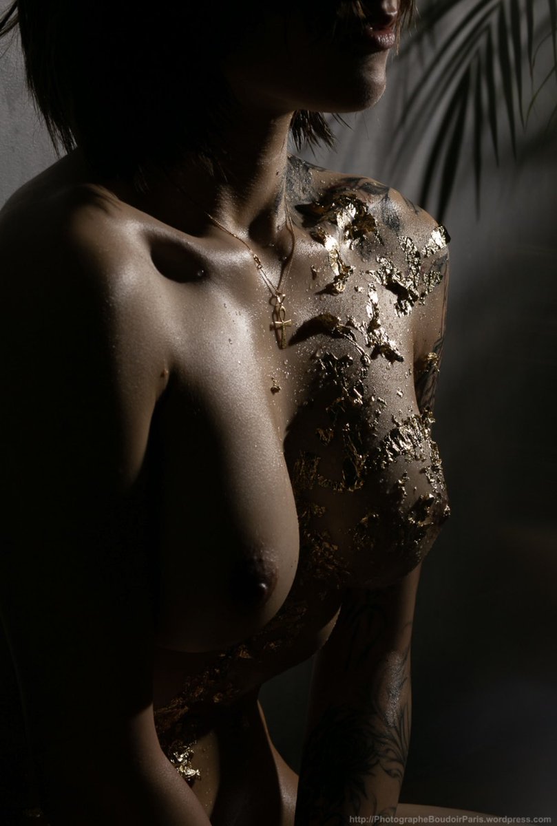 sharpbladx's tweet photo. Or
Photographe: photographe_paris_boudoirs
#nu #nue #nuart #nuartgallery #nurartist #shibari #encorder #cordes #studio #studiophotography #photography #photographer #photo #art #artgallery #artistic #artisti #artistique #dénudé #photoart #paris2024 https://t.co/FkmvCNWyK4