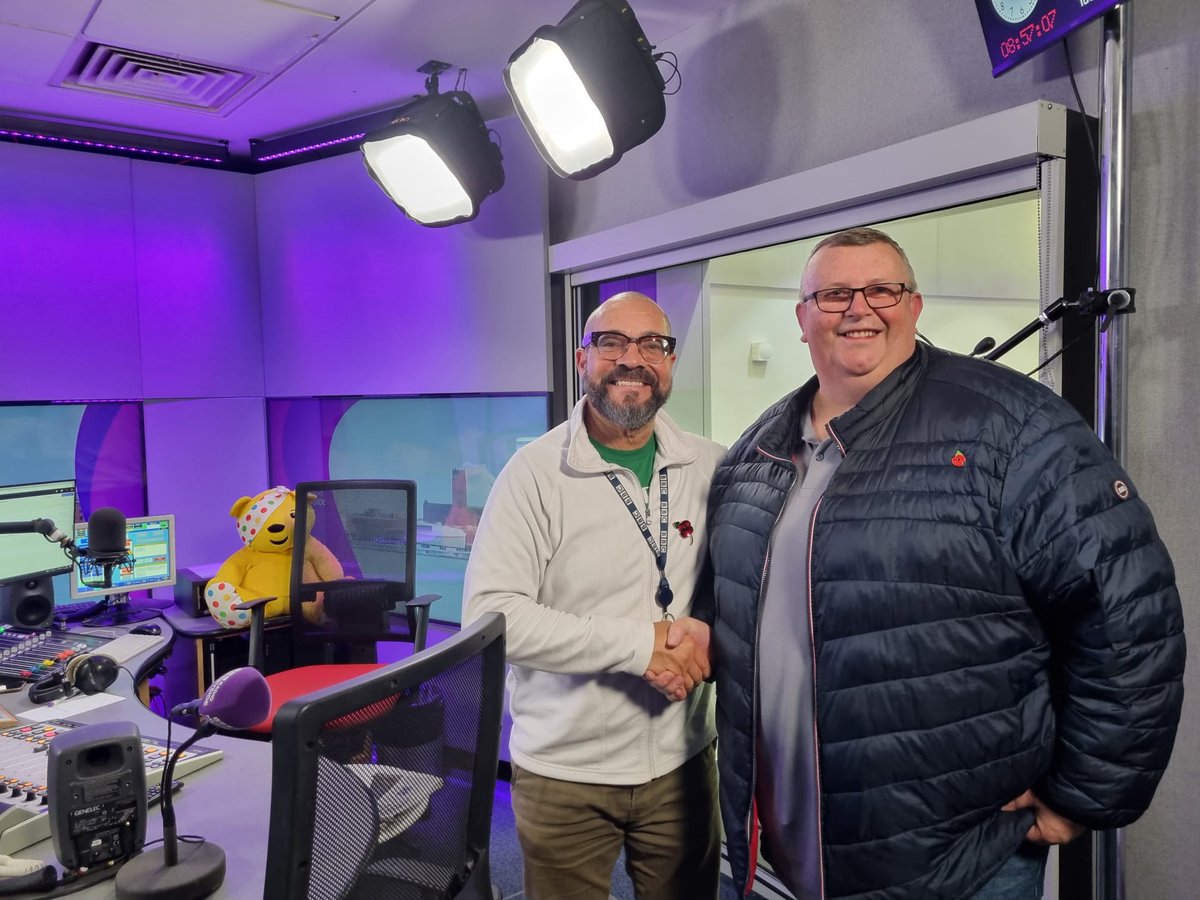 Dave Appleton (@daveapp) on Twitter photo I had a amazing time this morning hosting #TheKevinDualaBreakfastShow pub quiz on <a href="/bbcmerseyside/">BBC Merseyside</a> it was great fun & same again next Tuesday, Who going to get 5 out of 5? <a href="/kevduala/">Kevin Duala π¬π§π¨π²</a> I had a amazing time this morning hosting #TheKevinDualaBreakfastShow pub quiz on <a href="/bbcmerseyside/">BBC Merseyside</a> it was great fun & same again next Tuesday, Who going to get 5 out of 5? <a href="/kevduala/">Kevin Duala π¬π§π¨π²</a>