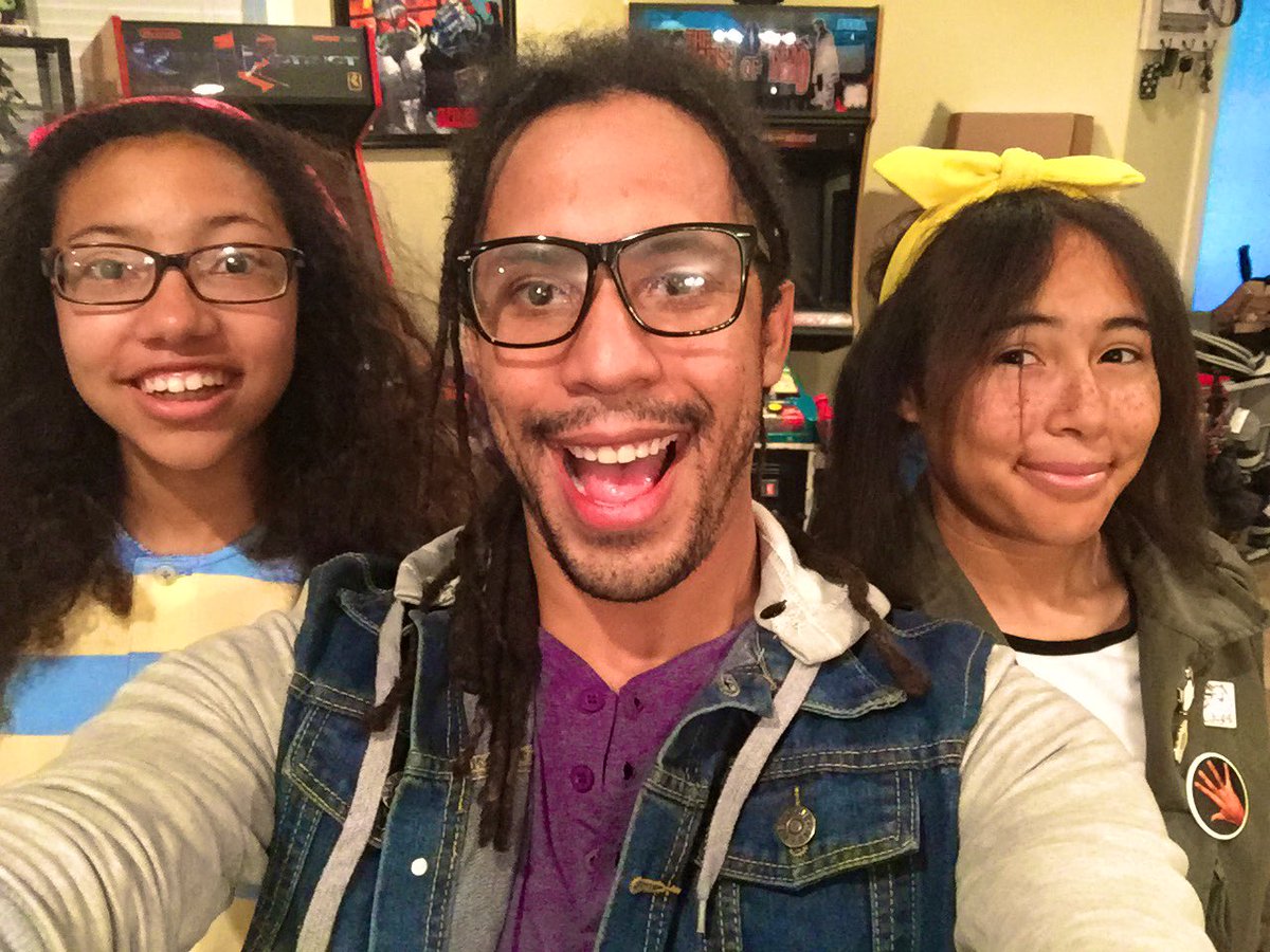 unrooolie's tweet photo. Today is the day,if you haven’t voted make sure to vote! Today I voted for these two amazing children of mine. I voted so their rights are protected. #Harris https://t.co/G2BrKGqMrd
