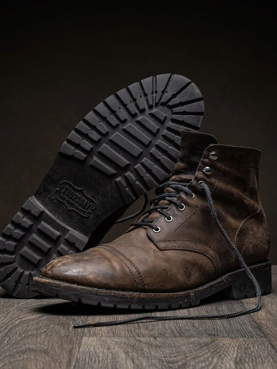 ThursdayBootCo's tweet image. Let Them Build Character @nycasher 😮‍💨
#ThursdayBoots
#Patina
#BootSeason #WornIn