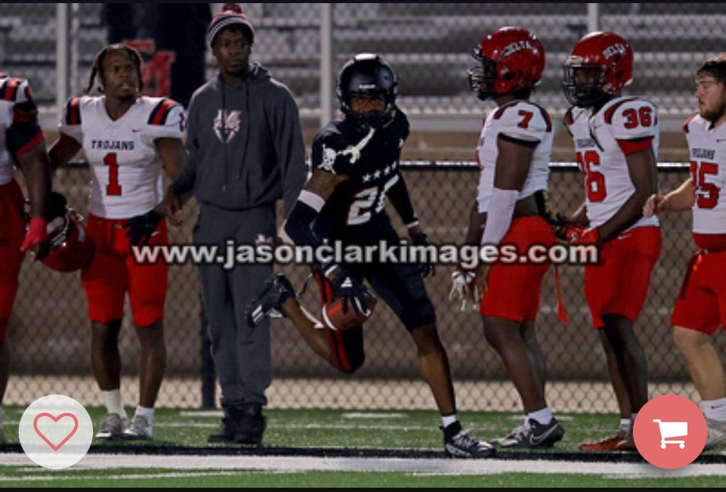 PorkyG2's tweet photo. Im very grateful for the opportunity that @_CoachKThompson had gave me to ball out 🙏🏽 Szn Highlights https://t.co/xcBafQE4hA @_CoachKThompson @CoachT_Pope https://t.co/BwBxyPaBfL