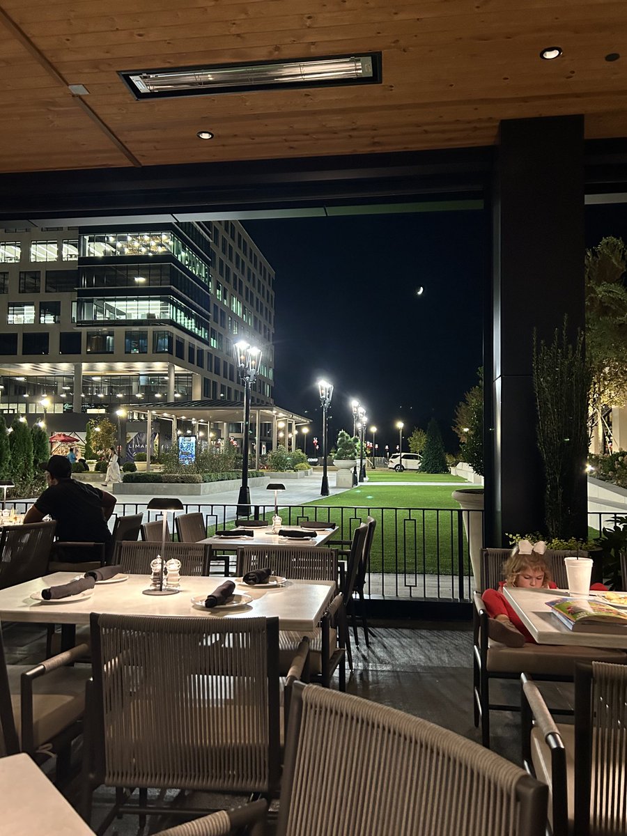 freddickens's tweet image. 