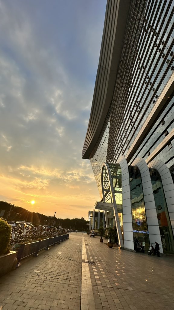 francomc's tweet image. That’s a wrap in #Chengdu.  off to Beijing