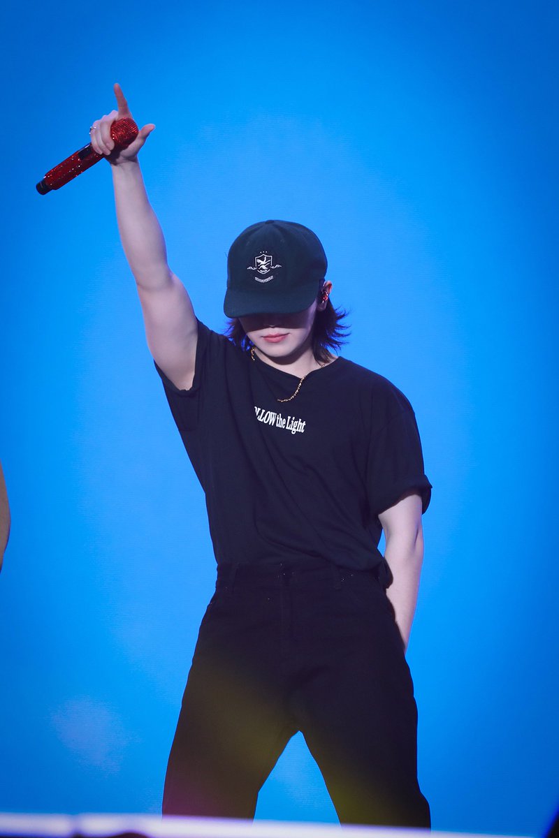 ₍^. .^₎⟆ (@wooziskittles) on Twitter photo 