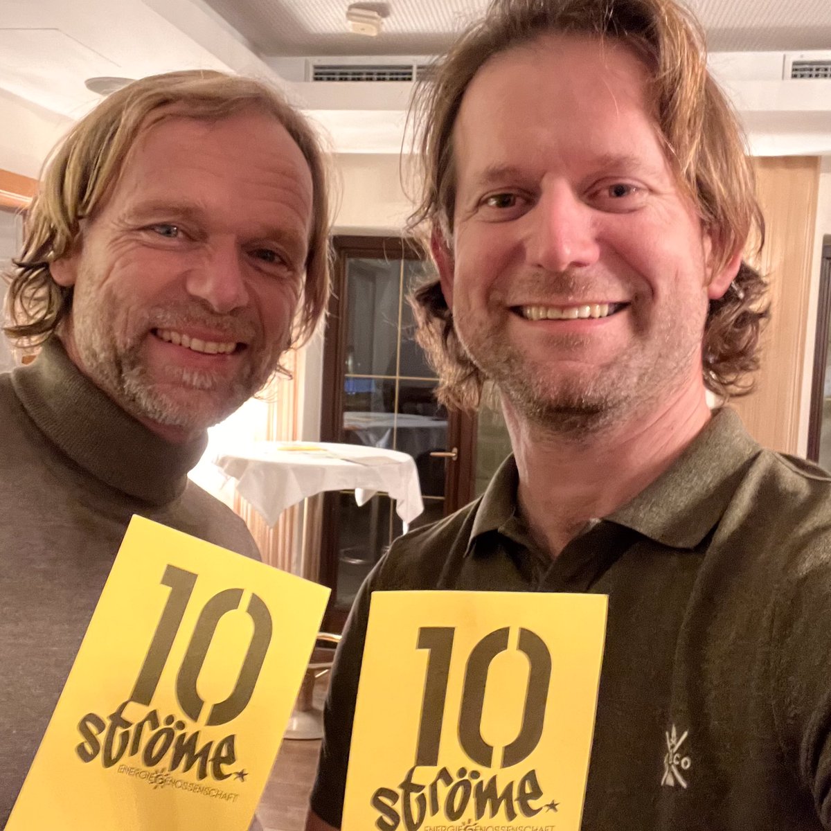 Wir haben heute Beschlüsse gefasst! 1. ordentliche Generalversammlung unserer ströme Energiegenossenschaft in Steyr! Danke an alle Mitglieder für das Vertrauen. Gemeinsam packen wir die Energiewende an! #ElectionDay