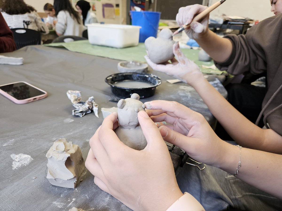 George S Henry tweet media