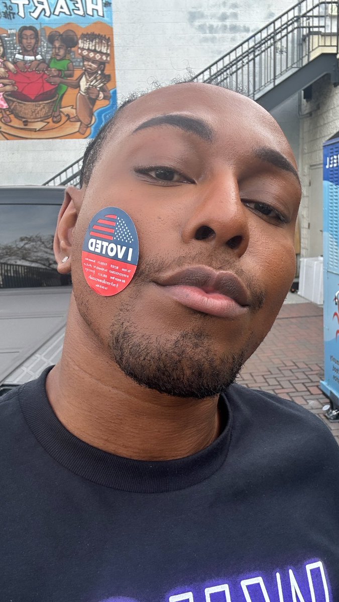 terrellgrice's tweet photo. if yall don’t grab a homie and get to a poll 🗣️ ya getting a whoopin! #Election2024 https://t.co/bYZIQMbNKs