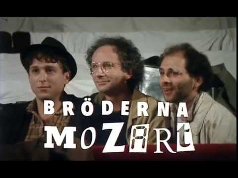 viva_chris's tweet photo. Som Palmemordsintresserad var det fascinerande att äntligen se 'Bröderna Mozart' – filmen Olof Palme såg på bio den kväll han mördades, 28 feb 1986. Robert Gustafsson satt också i salongen. Synd för Palme, då detta blev hans sista film. Vacker bild men filmen är trög och tråkig. https://t.co/grzSWgI5tD