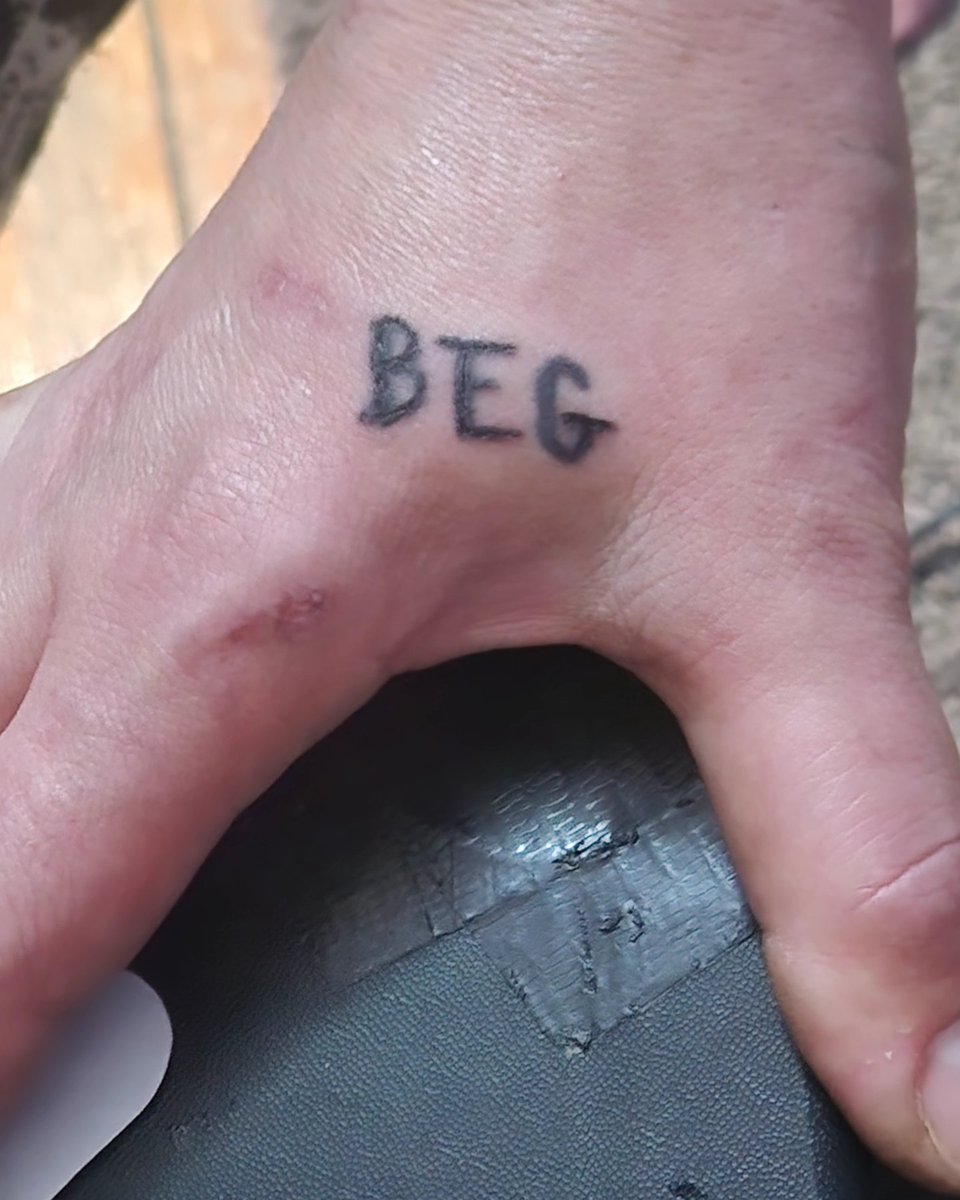 BodyMod64762's tweet image. Upgraded the first tattoo and made the 2nd one from scratch
#Togdurtha #TogdurthaCreates
#FroggySauce #FroggySauceCreates
#SeekingApprenticeship
#BodyPiercingApprentice
#TattooingApprentice
#RVATattooShops #RVAPiercingParlors
#BodyModification #CertifiedSafeSpace #21Plus #21AndUp