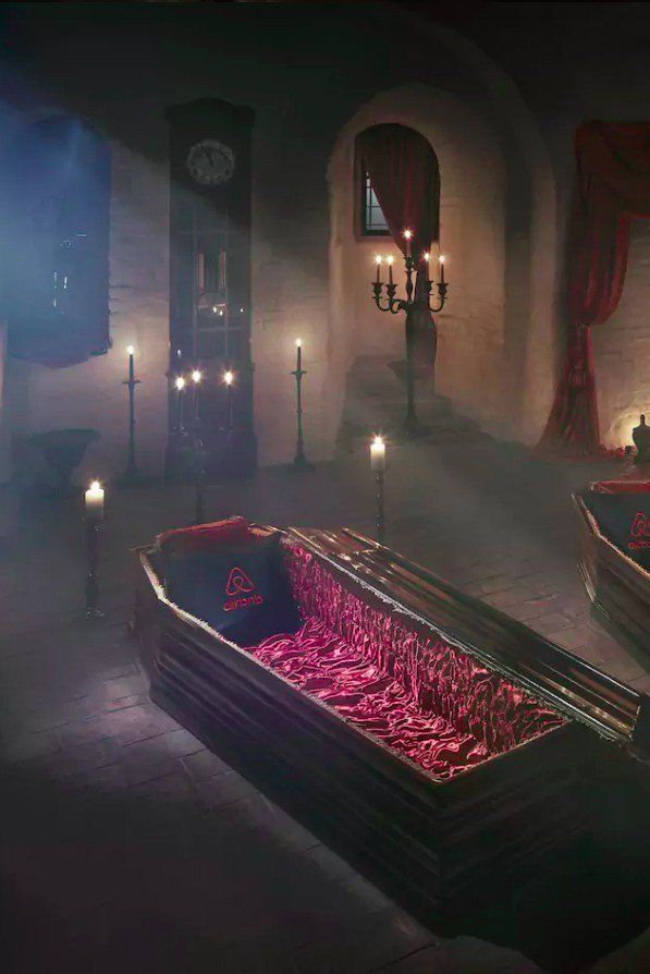 Shadow2323Goth's tweet photo. Time to get up🩸🦇🩸 https://t.co/qkMndoHGEK