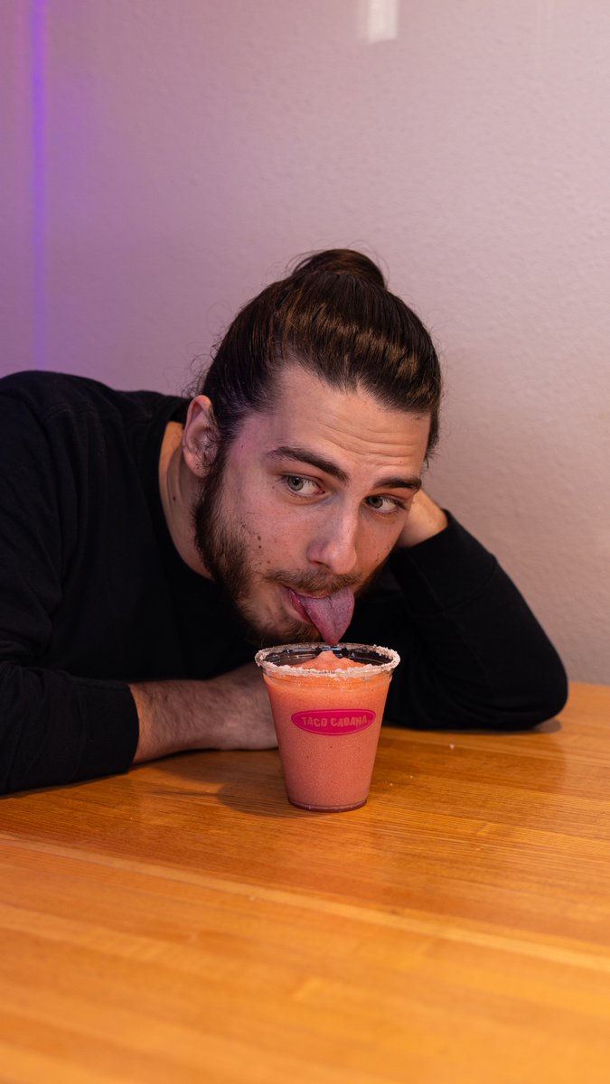 POV: You're telling me the most dramatic story but I have salt on my margarita rim. 🤪

#TacoCabana #Storytelling #SaltRim