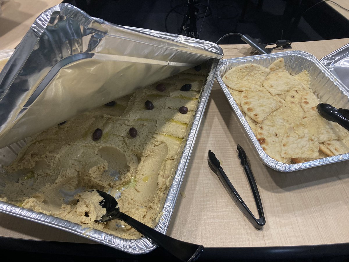 Election night pizza. And hummus!! #partylikeajournalist <a href="/stlpublicradio/">St. Louis Public Radio</a>