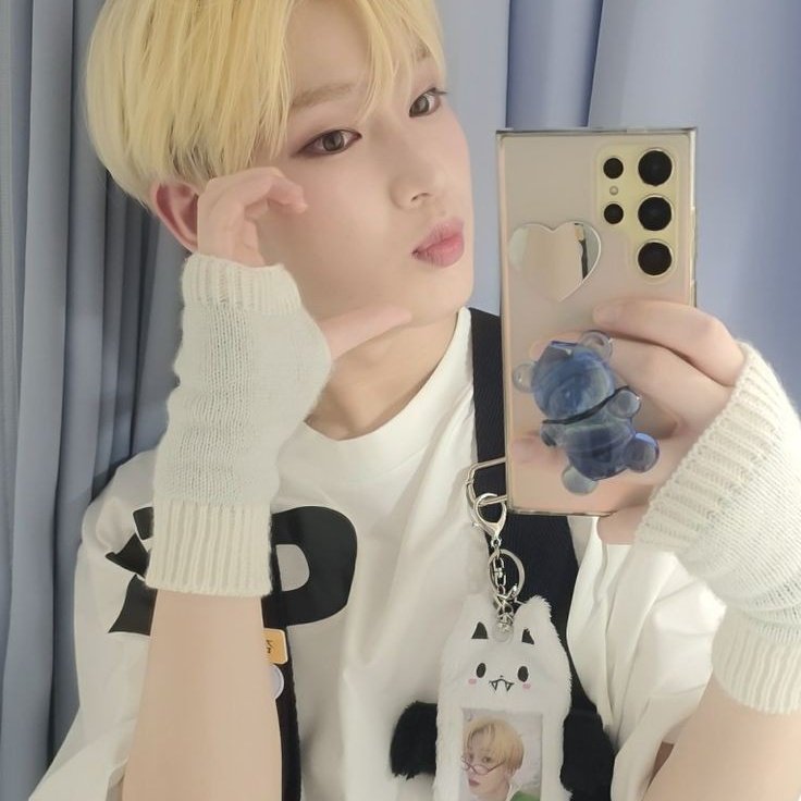 ۫ ℘ . tweet media