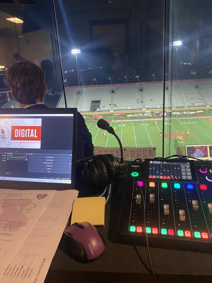 My first time on a Ball State football broadcast! I will be the pregame and halftime host, as well as the producer. Tune in at 7:35 <a href="/bsusportslink/">Ball State Sports Link</a> or on the SL YouTube for pregame. Kickoff at 8:05

PxP: <a href="/ajswia/">AJ Swiatek</a> 
Analyst: <a href="/PBPGriffinLeo/">Griffin Leonard</a> 
Sideline: Evan Stowell
