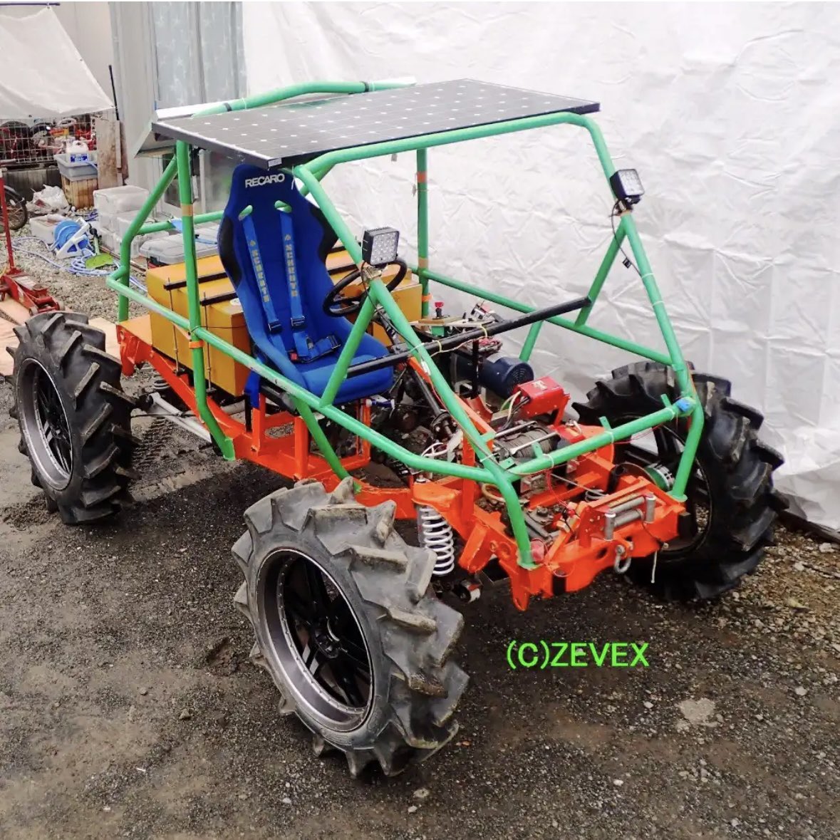 mor_morphine's tweet photo. 【EVジムニー3号機：ARK-2号走行シーン】チーム管理の5台のEVジムニーの中で、自走性能が一番高い3号機「ARK-2」号。単座、40インチタイヤ装着のスペシャルセッテ��ングです。メンバーシップに登録頂ければ、こんなスペシャルなマシンの試乗会にも、参加のチャンスが有りま…
https://t.co/5HJWR6Vwao https://t.co/DzGHhlfhsg