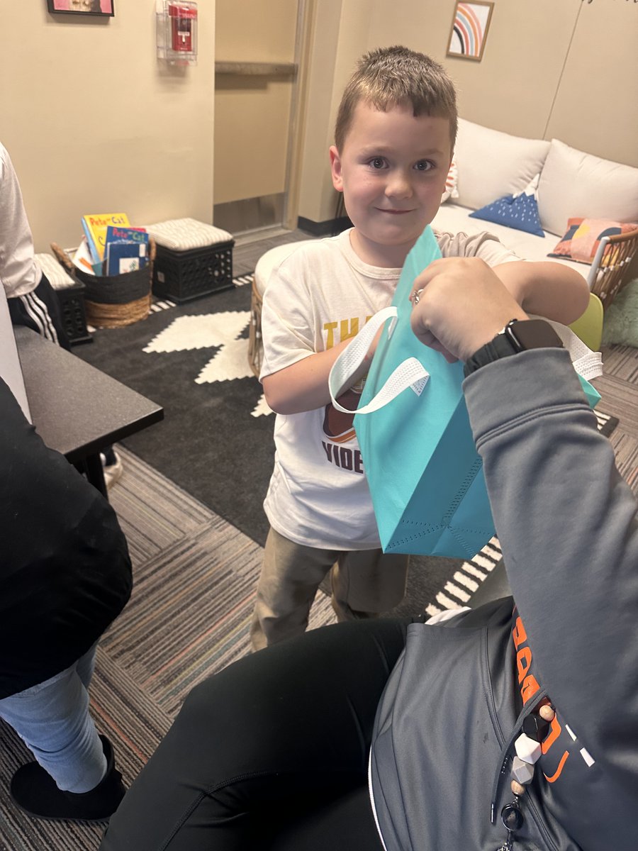 Roosevelt Elementary tweet media