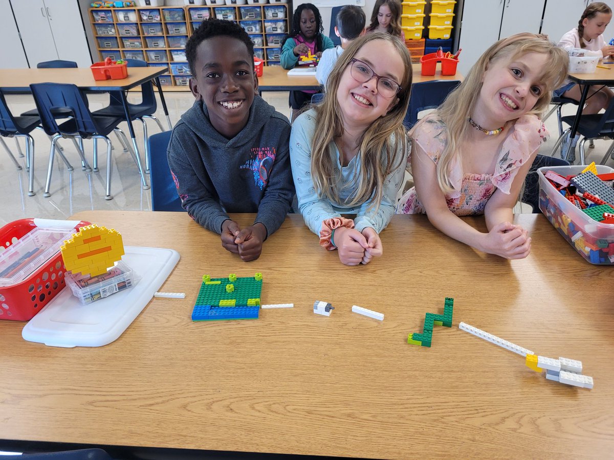 Angela Smith (@mrssmithstemlab) on Twitter photo Our <a href="/PickettsMillES/">Pickett's Mill ES π΄ββ οΈβοΈβ οΈπ¦</a> 4th grade early finishers built #Lego food chains! <a href="/STEMcobb/">Cobb County STEM/STEAM & Innovation Department</a> Our <a href="/PickettsMillES/">Pickett's Mill ES π΄ββ οΈβοΈβ οΈπ¦</a> 4th grade early finishers built #Lego food chains! <a href="/STEMcobb/">Cobb County STEM/STEAM & Innovation Department</a>