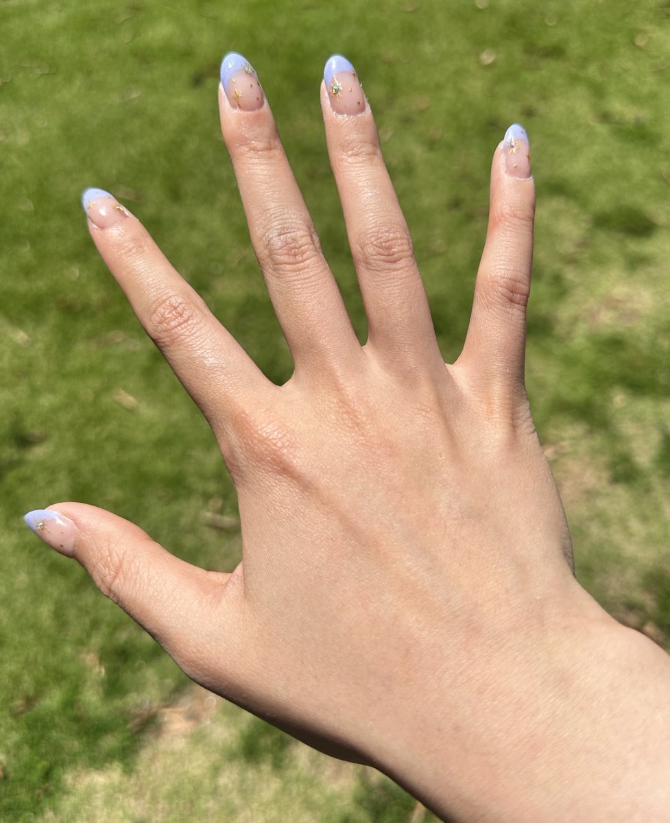 applelovemotion's tweet photo. @MillieParfait some of my favorite nail designs i ever had!!! and the lighting when i took these are chef’s kiss https://t.co/60fiK9ymJy