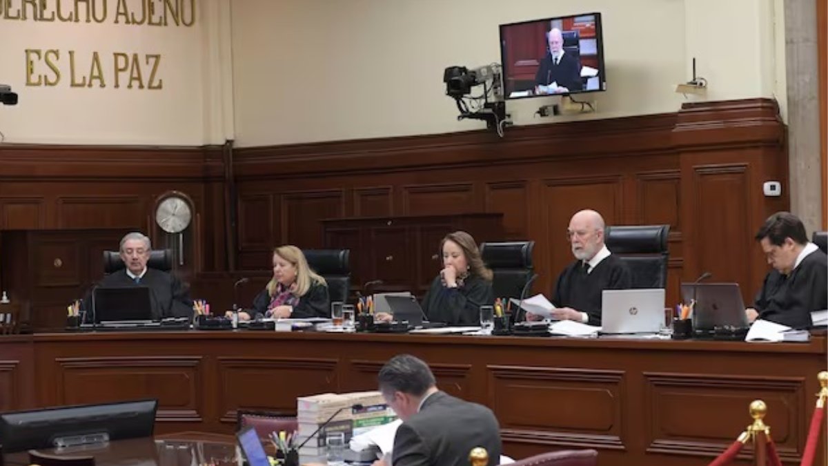 ClickGdl's tweet image. Se impone Reforma Judicial; no se reunieron los 8 votos para invalidarla #SCJN #ReformaAlPoderJudicial #reformaalpoderjudicialva #ReformaAlPoderJudicialYaQuedo #reformaalpoderjudicialyaquedó  clickgdl.com/noticias/nacio…