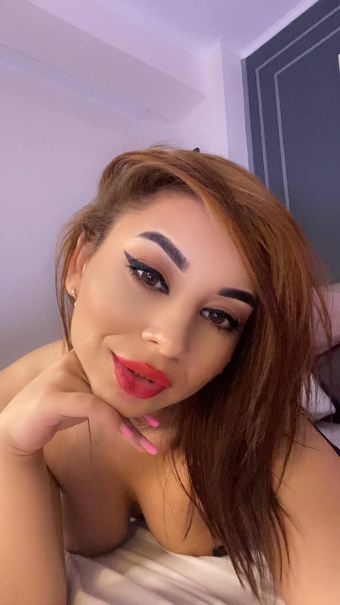 Mady_Lux's tweet photo. Do you have time for me?

#cute #perverted #amateur #cammodel https://t.co/J66j9jSRIc