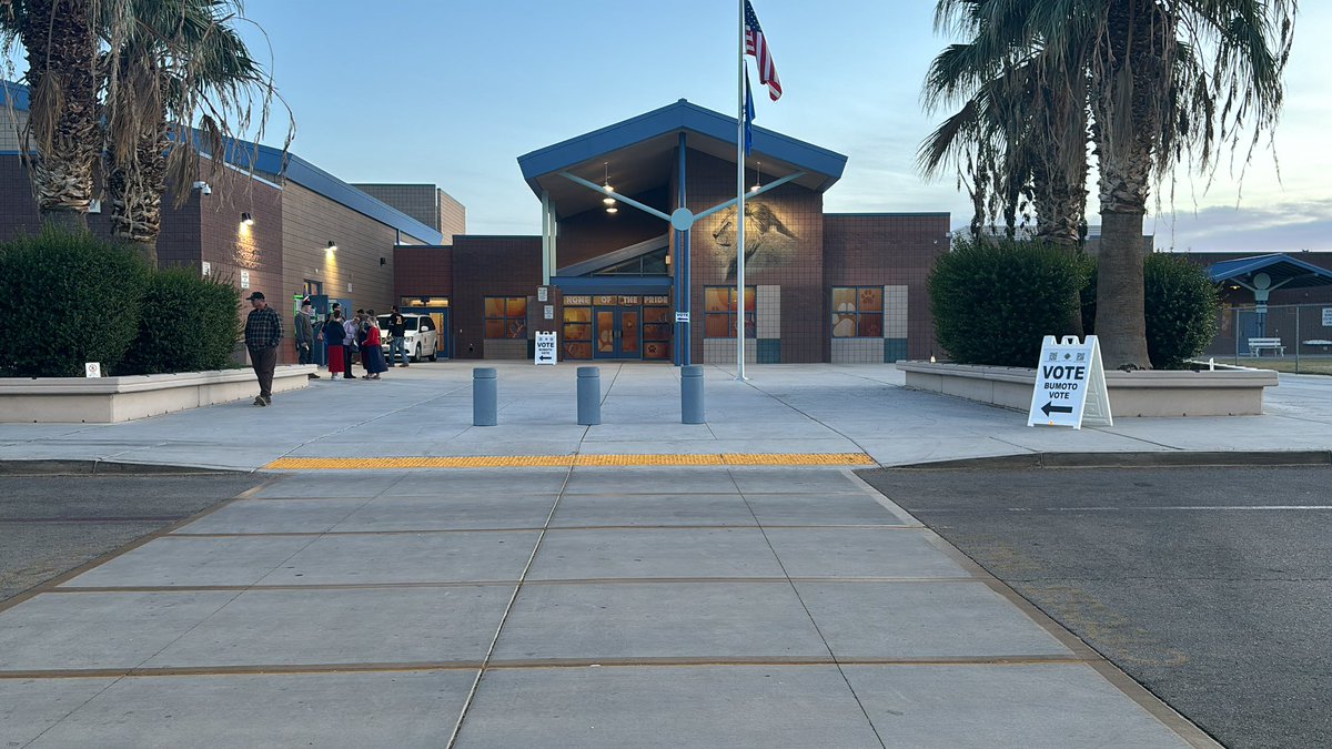 If you’re just now getting off work, you still have time to cast your ballot! You have till 7 p.m. to get in line, and voters tell me Thomas J. O’Roarke Elementary School is only taking 10 minutes! <a href="/FOX5Vegas/">FOX5 Las Vegas</a>