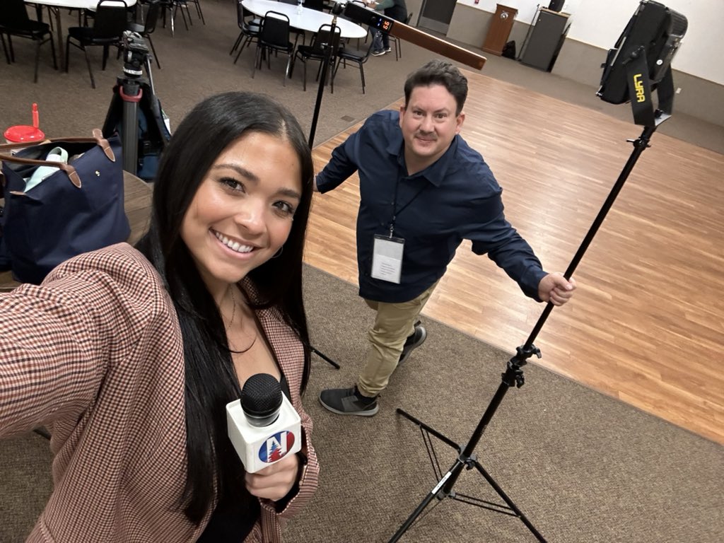 madisangreen's tweet photo. We have arrived and set up is underway here at MN House District 3B DFL Candidate Mark Munger’s Watch Party! https://t.co/SZboenqzcw