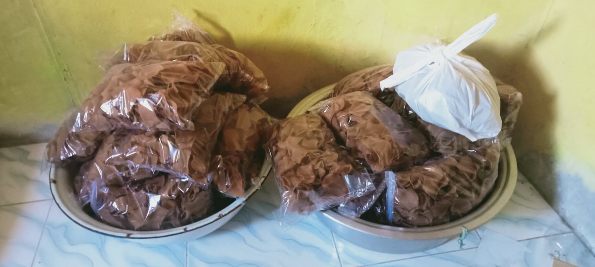 Halmia_Larijana's tweet photo. Jumat (01-11-2024), Halmia Larijana, Luhkan Kabupaten Halmahera Selatan di poklahsar Apar -Apar Desa Amasing Kota Barat Melaporkan Produksi Olahan Kerupuk ikan Bulan November sebanyak 20kg harga jual 140.000/kg
#GiatLuhkanSatmingkalAmbon
#Luhlapor
#Halsel
@BP3Ambon https://t.co/O2z5e1gwU4