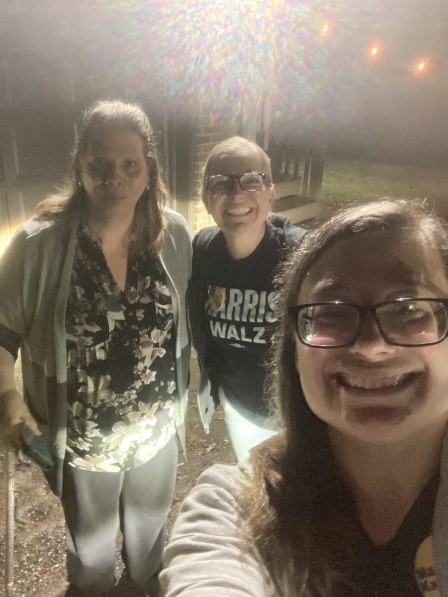 courtney tweet media