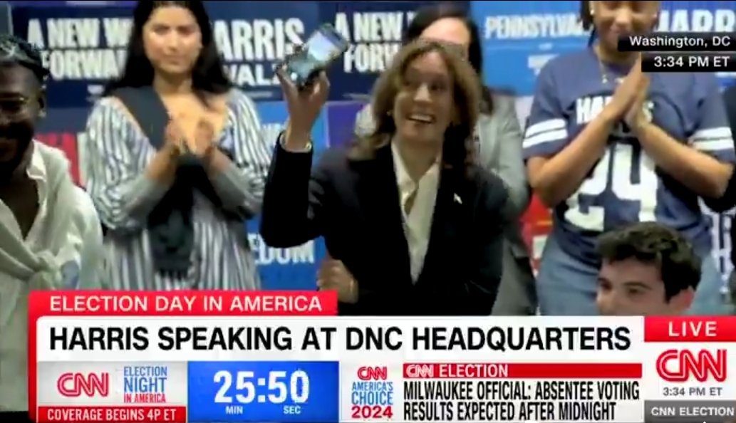 Insane_Shain's tweet image. Pretending to be talking a voter on the phone .. Turns out it was just her ear piece . No one except the camera was on .. #BadActor #USElection2024  #electionday2024