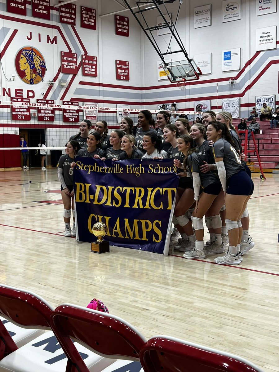 Bi-District Champs!
GO BEES!!