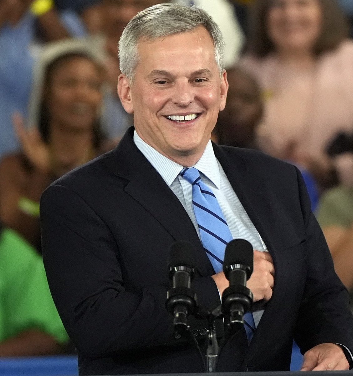 Holy shit, North Carolina AG has defeated deranged MAGA lunatic Mark Robinson and will become North Carolina’s next Governor.