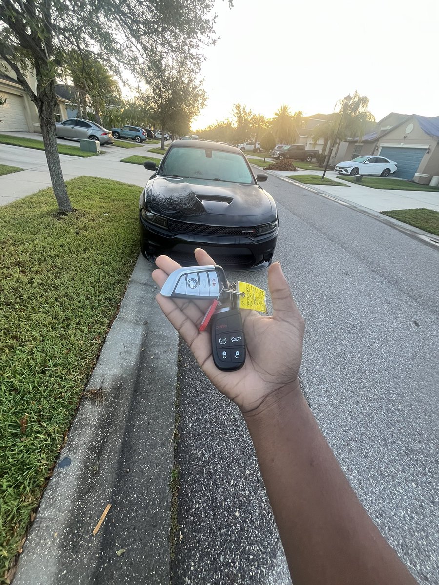 WAKEUPBYRON's tweet image. Blessed to See 22 🦋