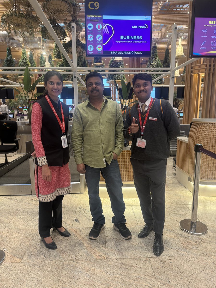 asmadhu's tweet photo. @airindia Thank you for making the Morning Happy . Good job 👍 Rony , Keshav and Deena @BLRAirport https://t.co/BLi0eGm14H