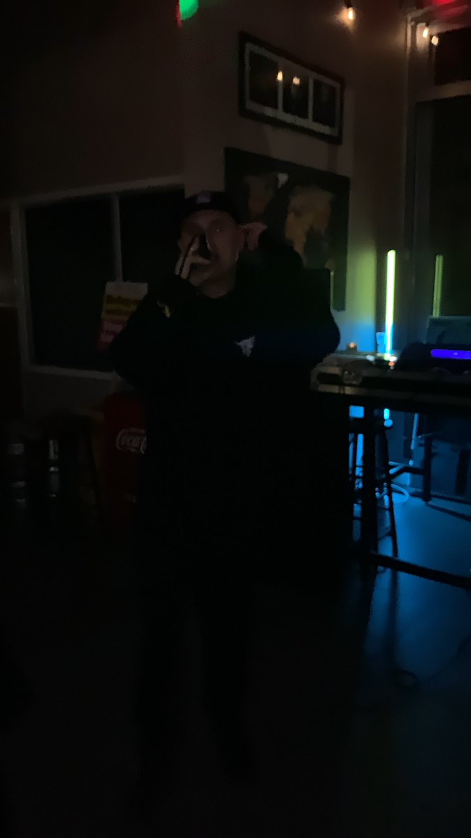 2140ART_'s tweet photo. The #2140Music launch has been an amazing success. We’re so happy and excited to begin to embark on this journey with our community members. 🎉🟠
Many thanks to all the great people that showed out tonight to support the musicians, discover and network over #Bitcoin! 🧡✊ https://t.co/8lpvUtMDQx