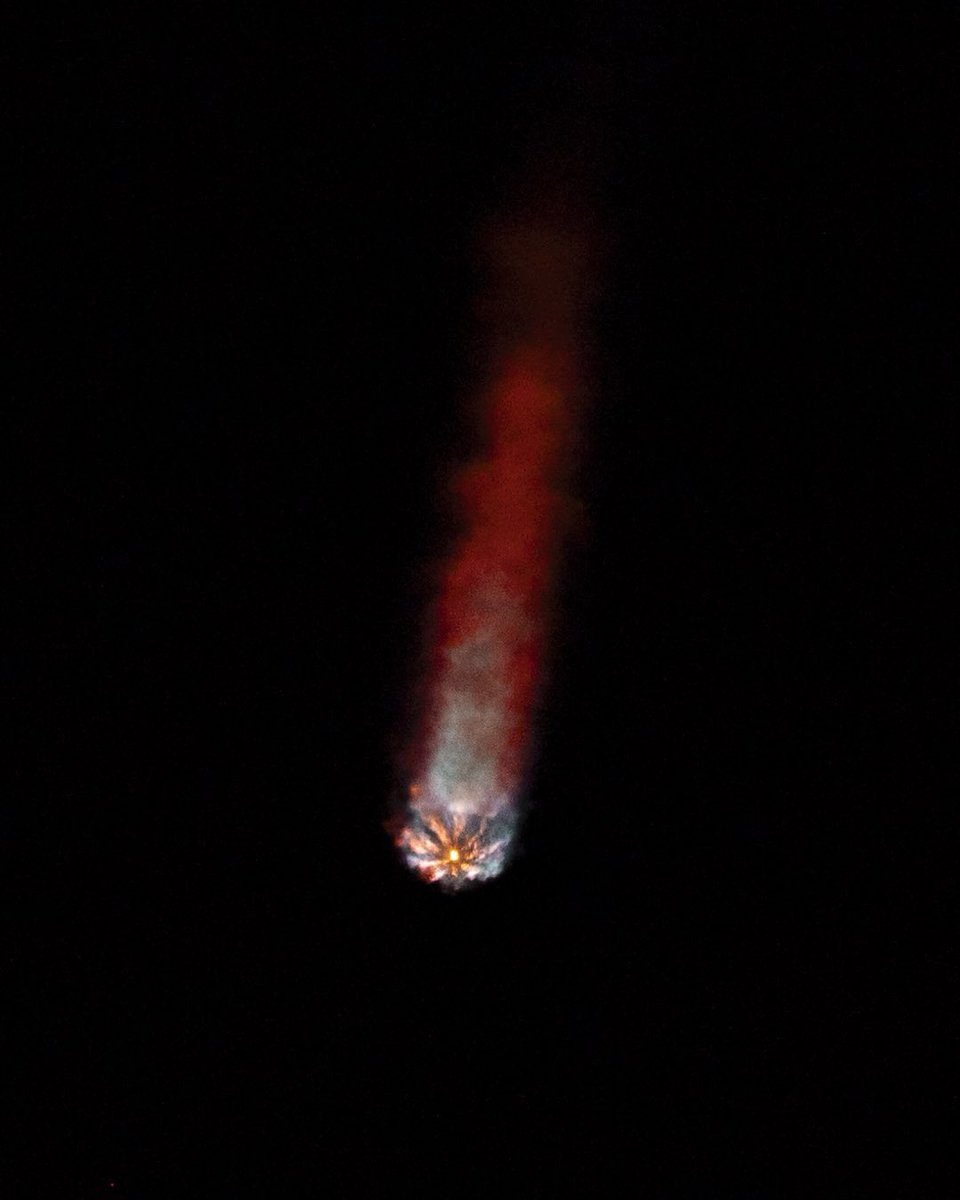 TrevH47's tweet photo. “Send Me On My Way”…to the ISS, aboard Falcon 9, either cargo for resupply! 

First night launch from @kennedyspacecenter Press Site…still doesn’t seem real but so blessed! 

📸me for @thelaunchpadnetwork 

@canonusa EOS R6 @sigmaphoto 150-600 1/1250 ISO 200 https://t.co/GHf6cmyQkX