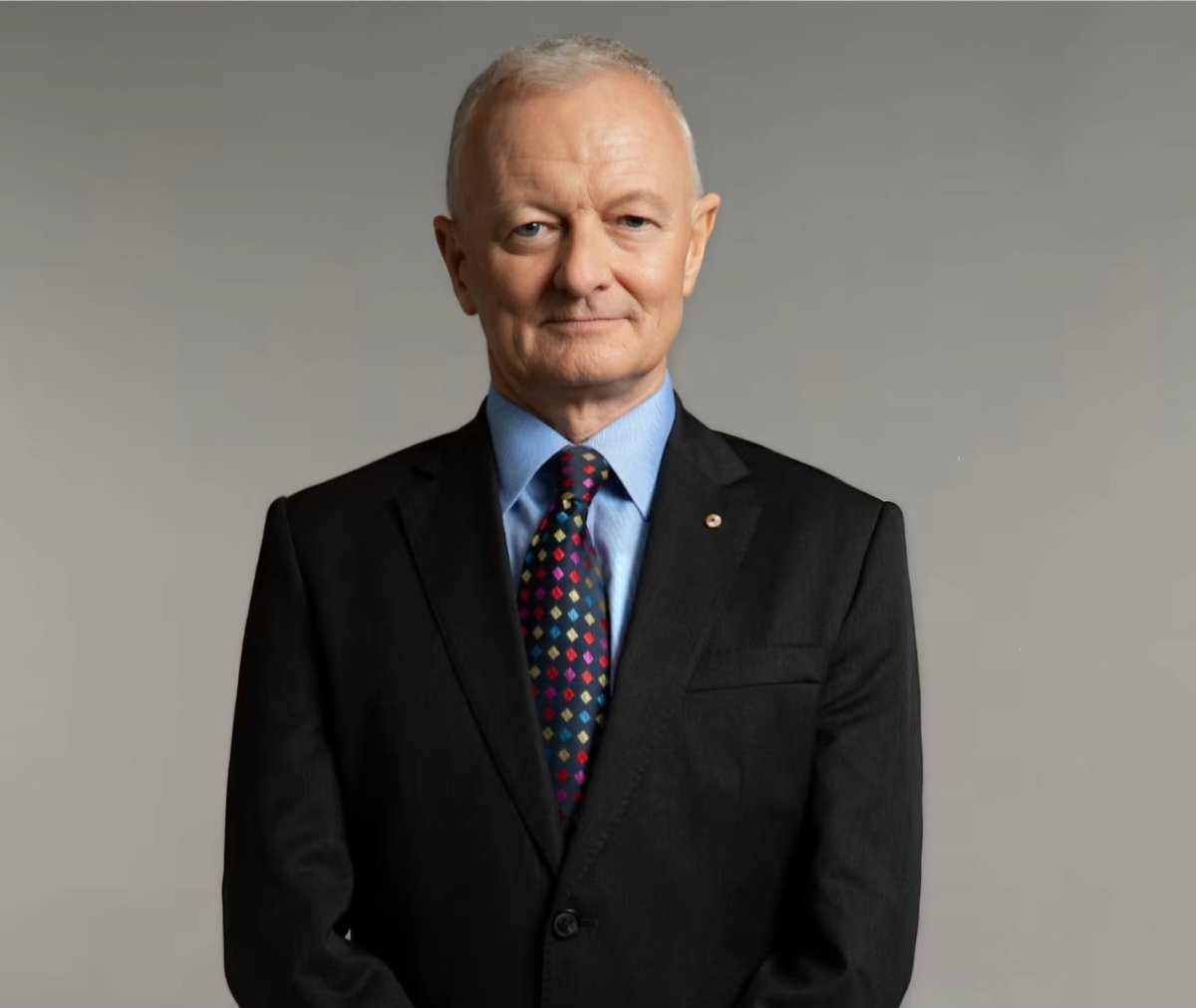 We need to send <a href="/AntonyGreenElec/">Antony Green - elections</a> over to the next #USElections ... he wouls make it so much easier for us Australians to understand what is going on. 

#USElection2024 #USAElection2024 
#USElection
