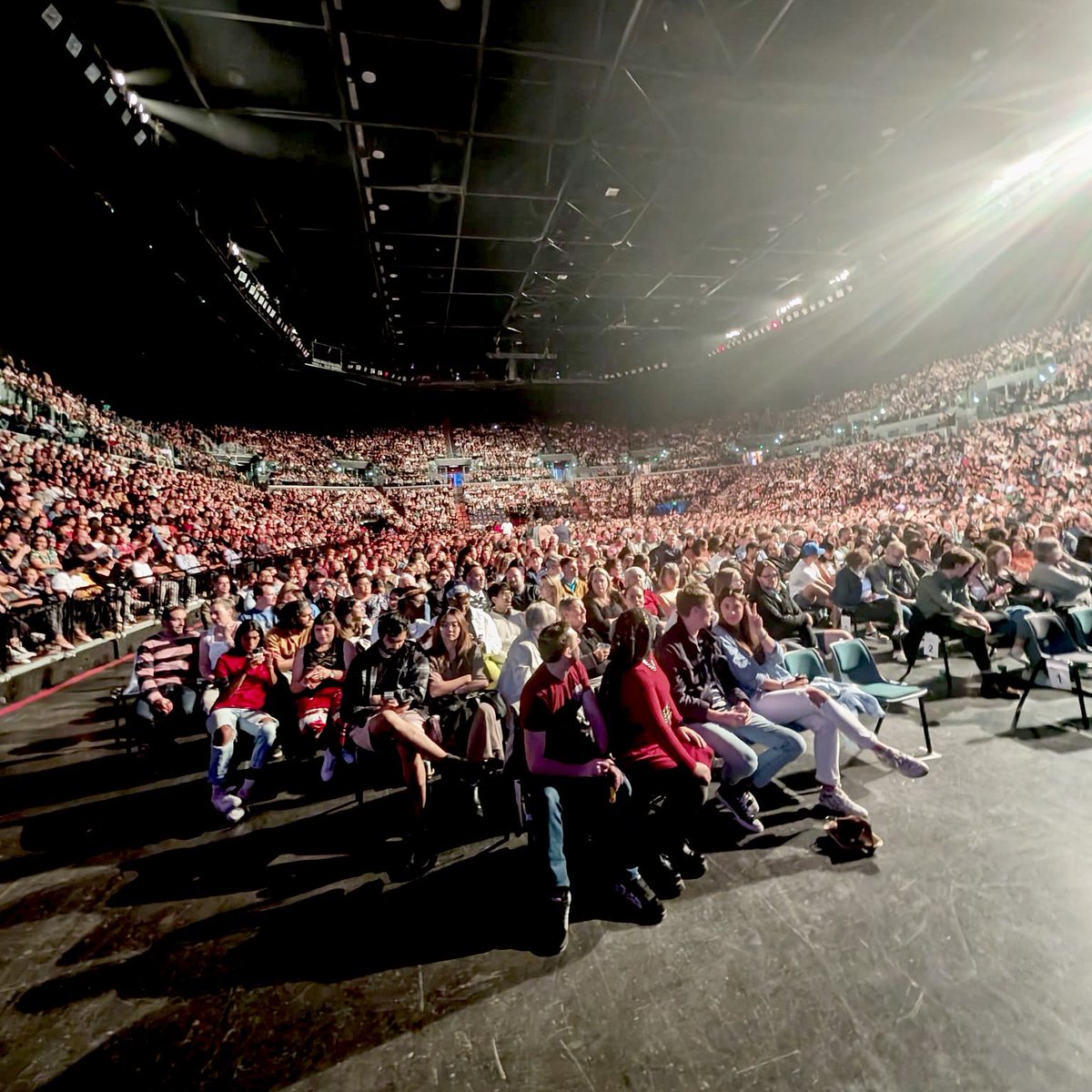 Trevornoah's tweet photo. Thank you so much to everyone that came out to the Spark Arena last night! Auckland, you weren’t messing around!!  🙏🏽🇳🇿 A proper way to kick off the NZ / Australia leg of the tour! 😱 #OffTheRecordWorldTour https://t.co/Zf3Y0S98Ia
