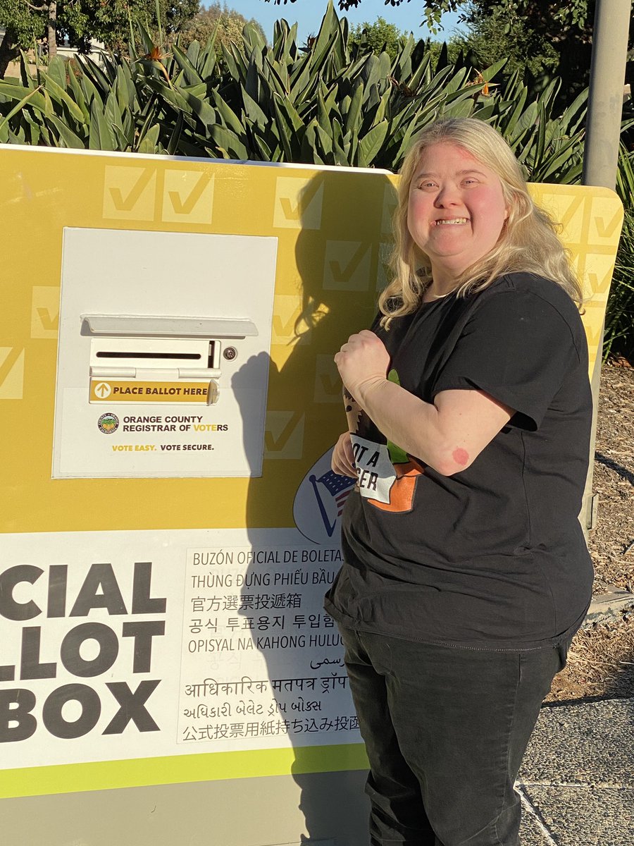 RockYourSocks321 tweet media