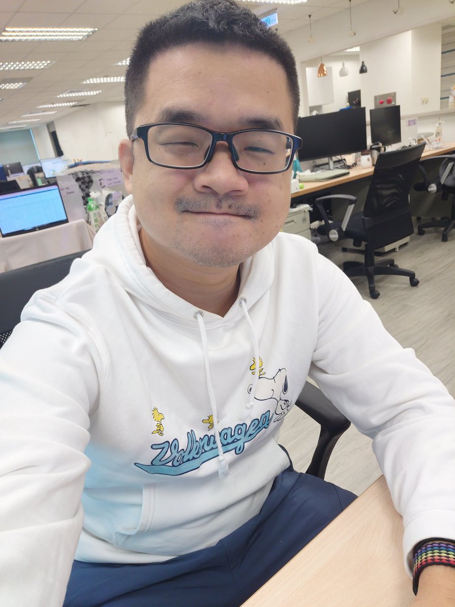 穿長袖衣服的天氣勒😆